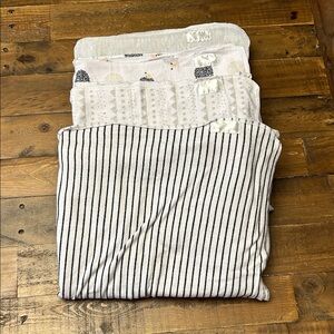 Baby Neutral Striped Stretchy Breathable Swaddles - Soft White & Black